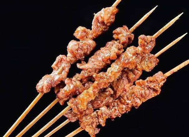 Black pepper beef skewers (2ps) 碳烤黑胡椒瓦沟牛肉2串